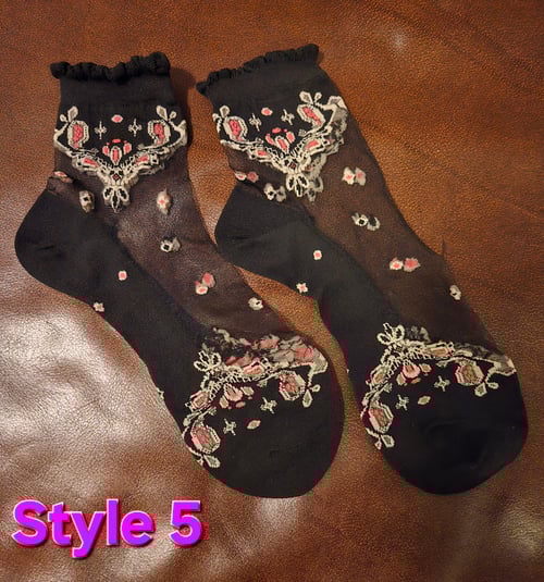 Image of Floral Sheer Socks