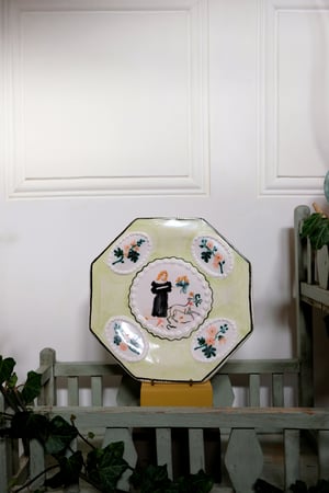 Image of Picking Tulips - Romantic Plate