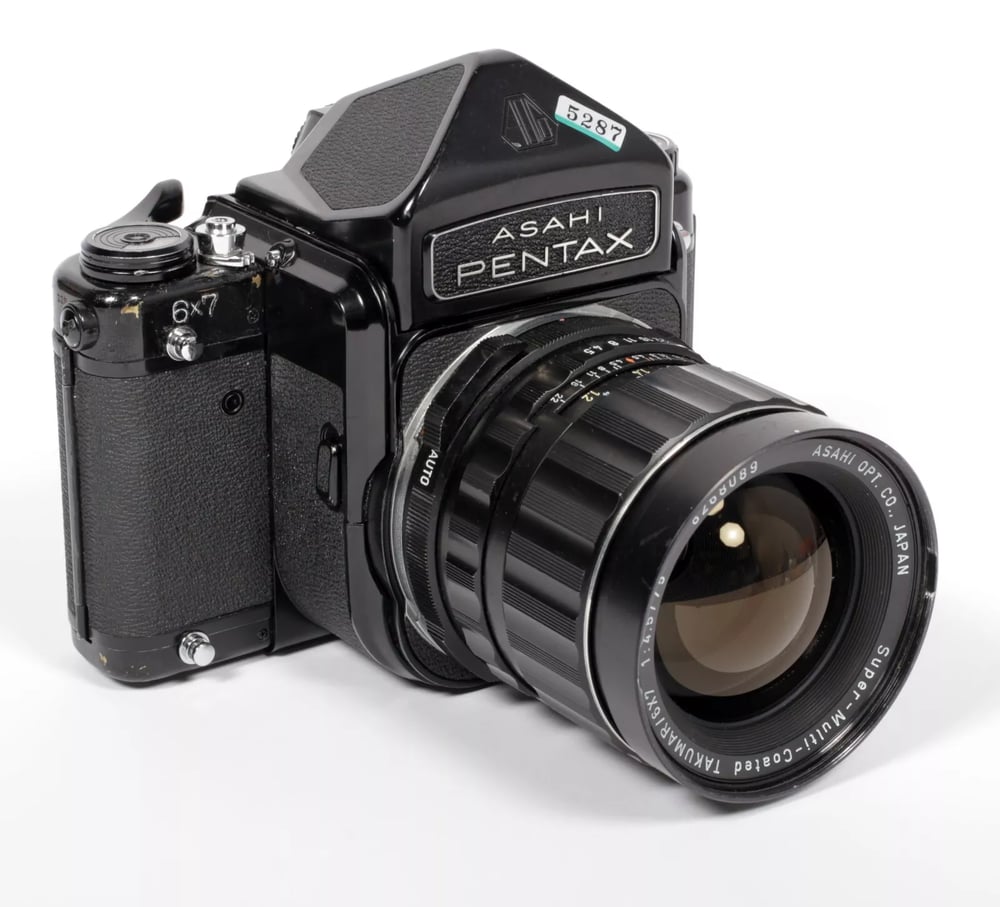 Image of Pentax 6X7 MLU camera with prism and SMC 75mm F4.5 lens #5287