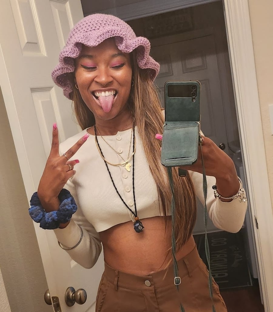 Image of empress bucket hat