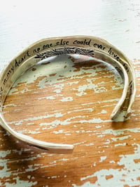 Image 6 of sterling silver engraved feather Fitzgerald love quote cuff