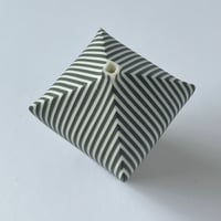 Image 4 of Tapered vessel with stripes 8.5cm