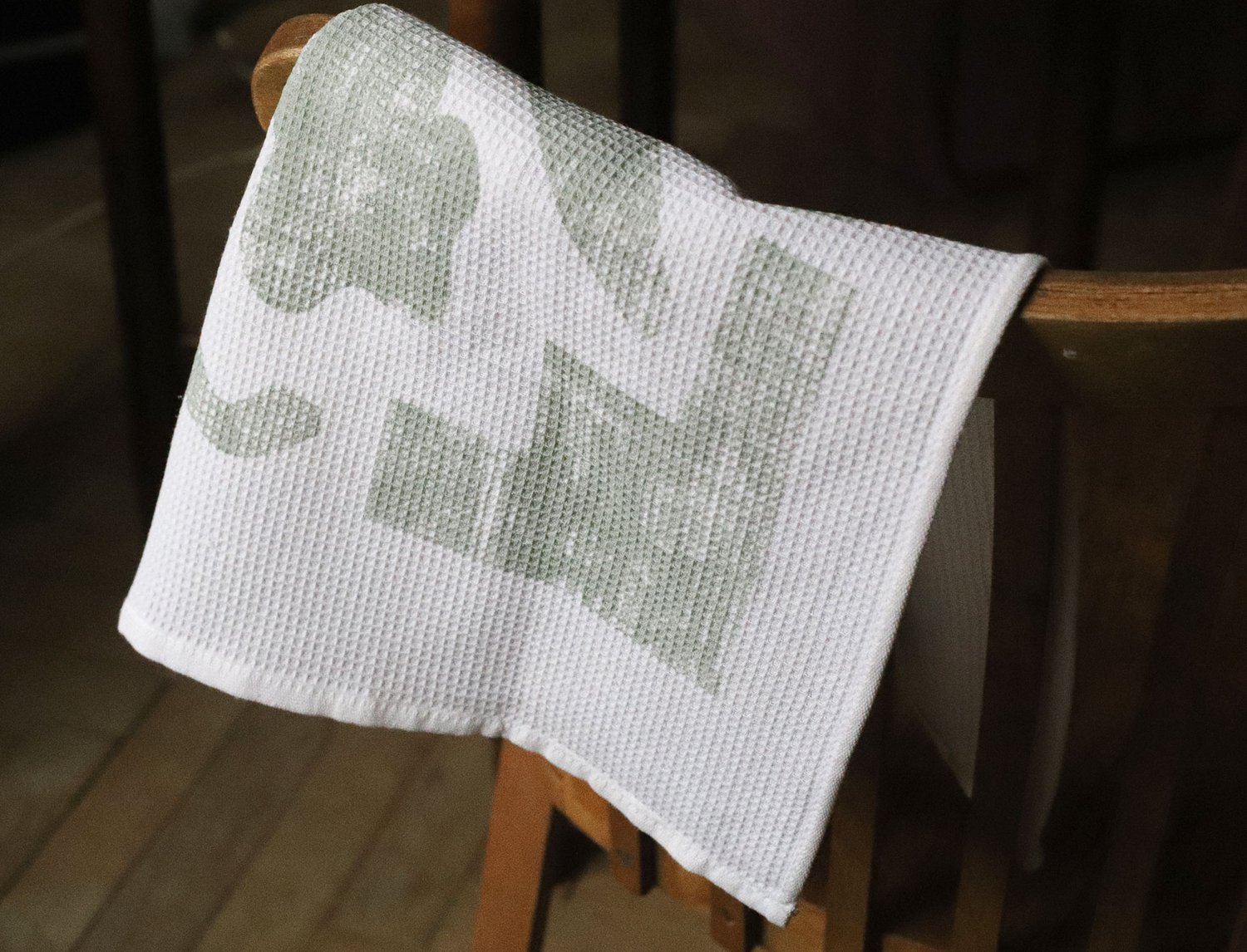 Image of GREY SHAPES WAFFLE TEA TOWEL