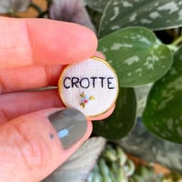 Broche crotte #1