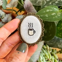 Broche café #2