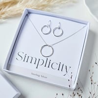 Image 1 of Silver Open circle Jewellery gift set