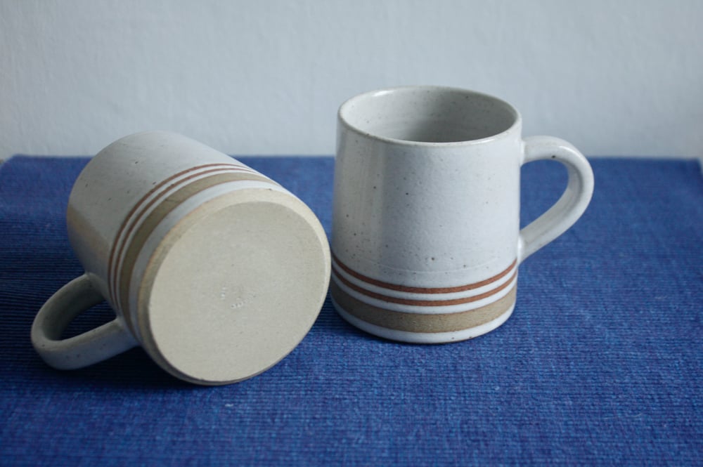 Image of OLD LINEN SCREE mug