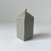 Image 2 of Rectangle vessel with stripes 5.5cm