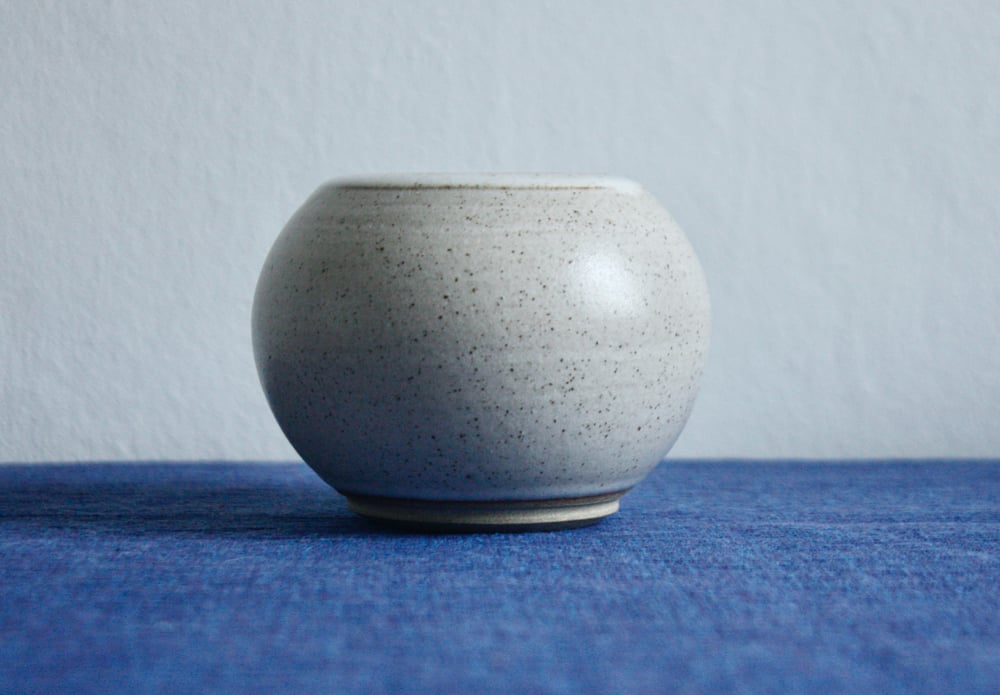 Image of ORB vase 1