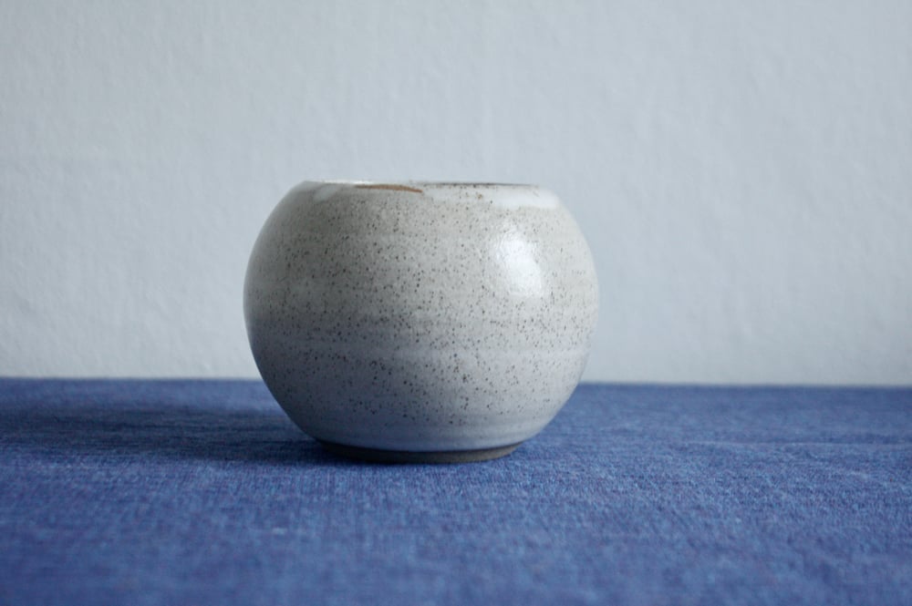 Image of ORB vase 2