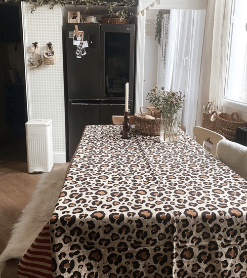 Image of Leopard Cloth 