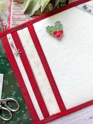 Image of Mini Stitching Case/Acufactum Mice/Christmas Trees/Red Grunge