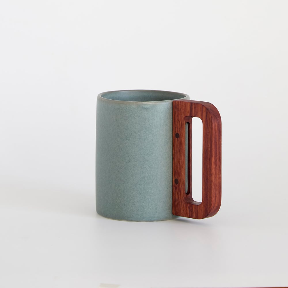 Image of MUG Sky