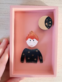 Image 3 of La douce nuit, broche en cuir