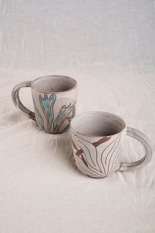 Image of Terracotta and White Glaze Sgraffito Mug 