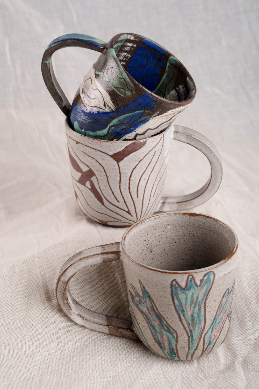 Image of Terracotta and White Glaze Sgraffito Mug 