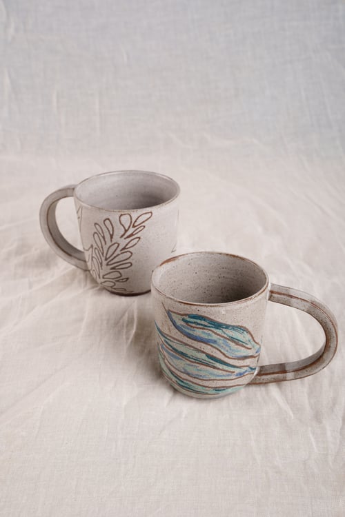 Image of Terracotta and White Glaze Sgraffito Mug 