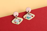 Image 1 of Pendientes fragmentos beige