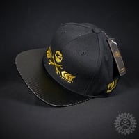 Image 4 of SNAPBACK CAP PIRATE CARBON GOLD