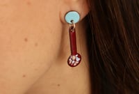 Image 4 of Pendientes Fragmentos rojos