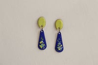 Image 5 of Pendientes fragmentos azules