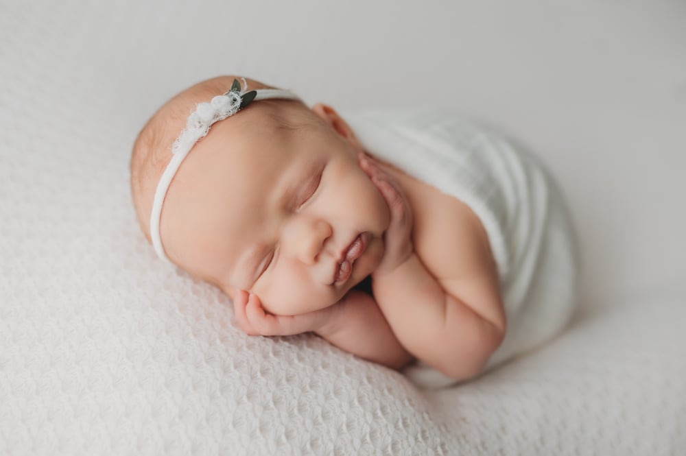 Image of Newborn Session Retainer--Posed Sessions @ RGP Studio