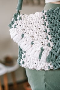 Image 3 of Makramé clutch bag