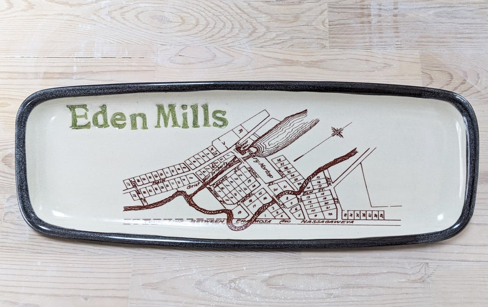 Image of Eden Mills Medium Sized Serving Tray **PICKUP ONLY**