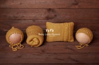 Image 1 of Knitted pillow wrap  bonnets mustard