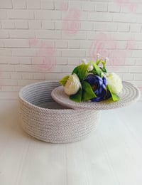 Image 2 of Cotton basket with flowers