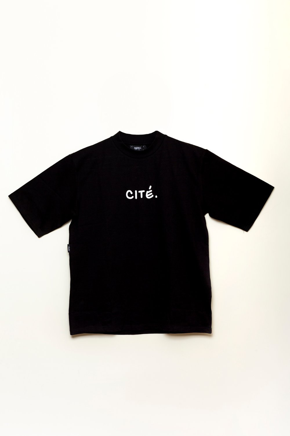 T-Shirt Midi-Minuit noir.