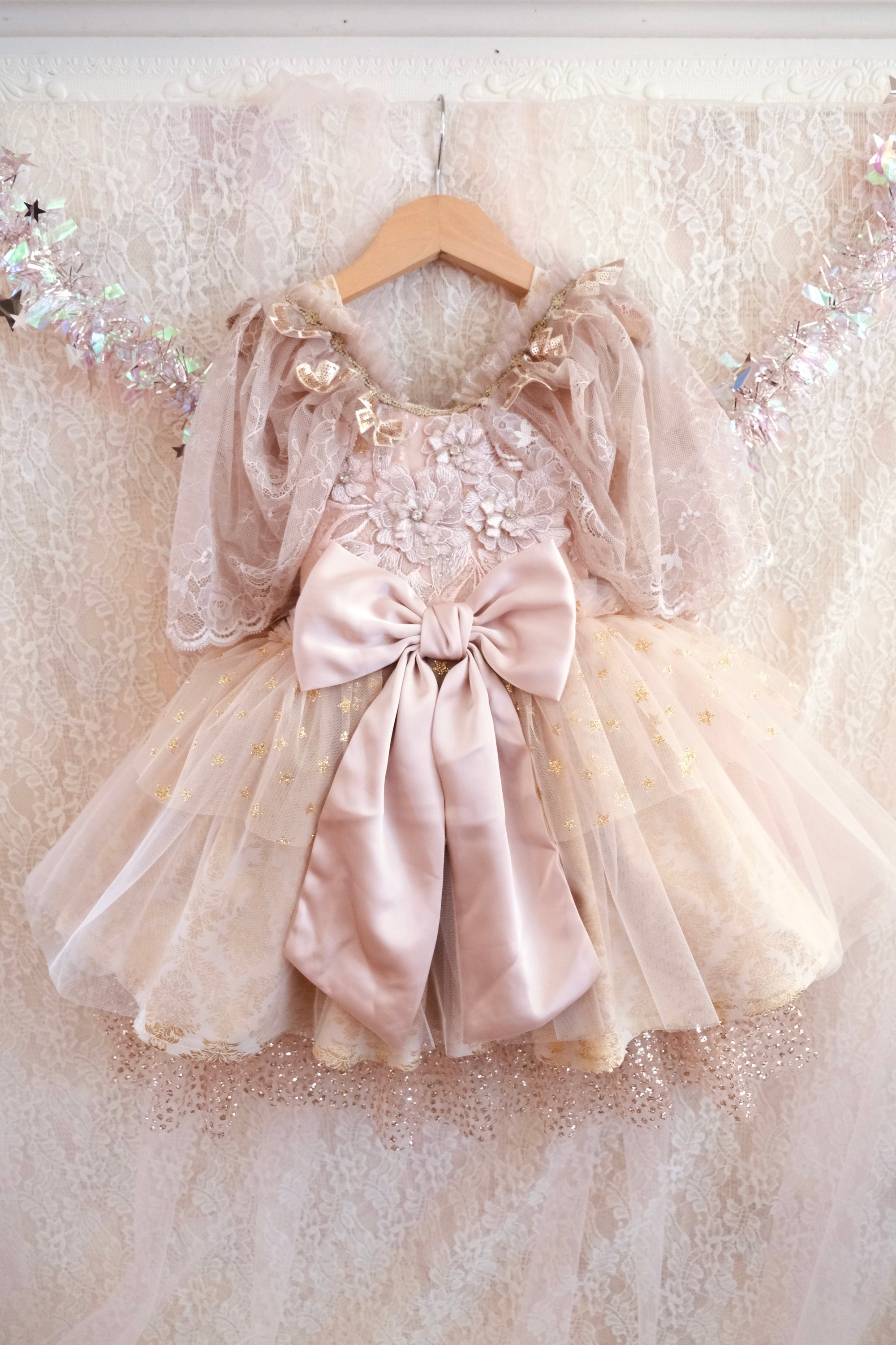 Blushing Christmas Dress- 4-5year | littlewillowtree Blushing Christmas Dress- 4-5year | littlewillowtree