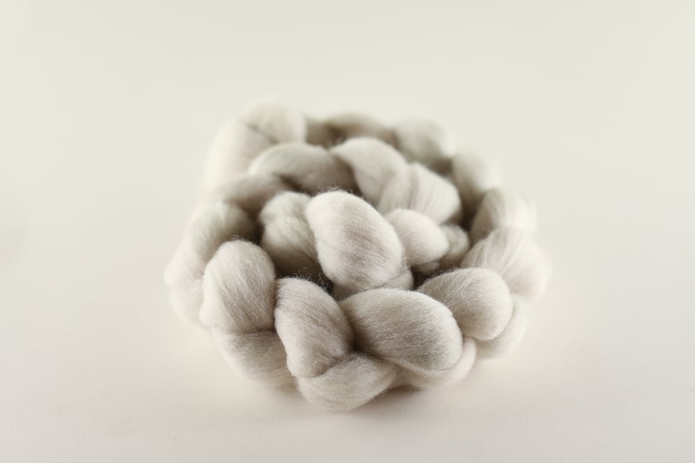 Image of Garland coordinate ❤️ Punta Arenas Wool ❤️ Ecru (PRE-ORDER)