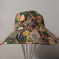 KylieJane Sunhat -green native flora