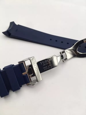 Image of Blue 22mm Rubber Silione Watch band for Tudor Black Bay GMT Beautiful