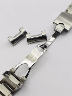 Image of Beautiful 22mm Bracelet Stainless Steel For Tudor Heritage Black Bay 79230 79730