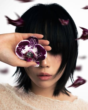 Image of Orchid Earrings 兰花