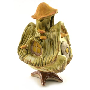 Image of Mushroomed Homelyfellow