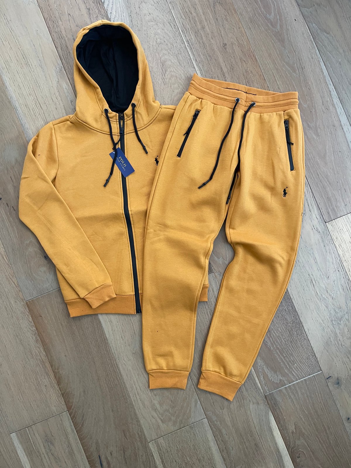 Men’s Wheat Polo Zip Up Hoodie Sweatpants Set