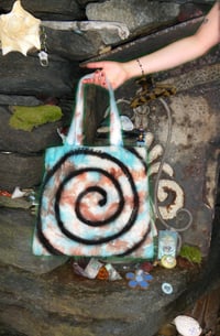 Image 1 of spiral tote