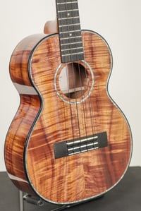 Image 4 of Kamaka HF-3D2 Deluxe 2 Curly Koa Tenor #240174