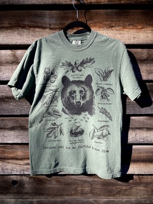 Image of FORAGING BLACK BEAR [t-shirt]