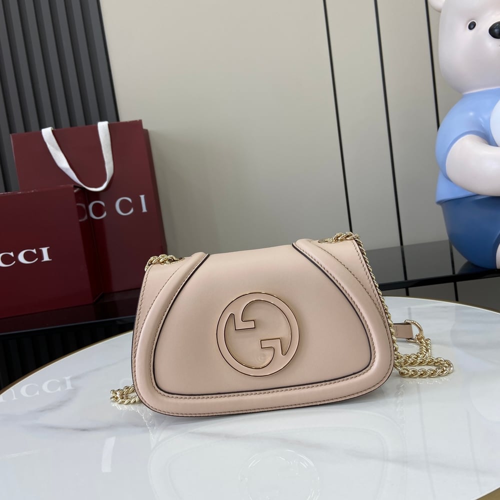 GG Blondie Strap Bag