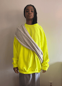 Image 3 of Twist Sweatshirt Neon