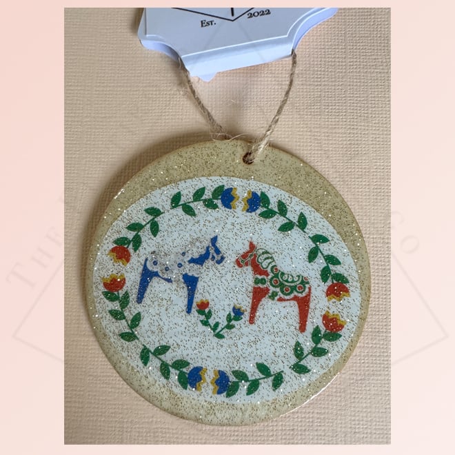 Image of Dala Horse Wood Circle - Deluxe Ornament