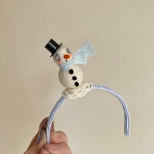 Image of Tiny Snowman Headband for Blythe Dolls #1