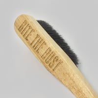 Image 2 of Bite The Dust - Spazzola