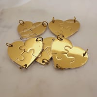 Image 4 of Laser Engravable Family Heart Charms for Family of 3 / 3 Friends Keychain & Necklace - Gold Color