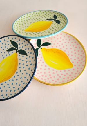 Image of PLATO DE CERAMICA PINTADO A MANO - LIMÓN. Antes 29,90€