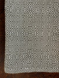 Image 2 of Cotton Towel in Twill Maze - Olive